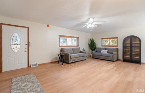 Tiny photo for 5815 S 600 E, Lafayette, IN 47909 (MLS # 202644106)
