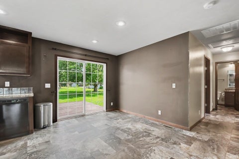 Tiny photo for 6965 N 675 W, Shipshewana, IN 46565 (MLS # 202635204)