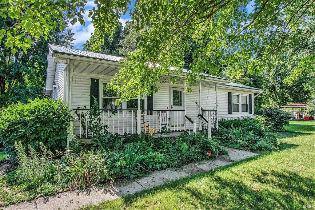 Photo of 8875 N 1150 E, Walkerton, IN 46574 (MLS # 202610578)