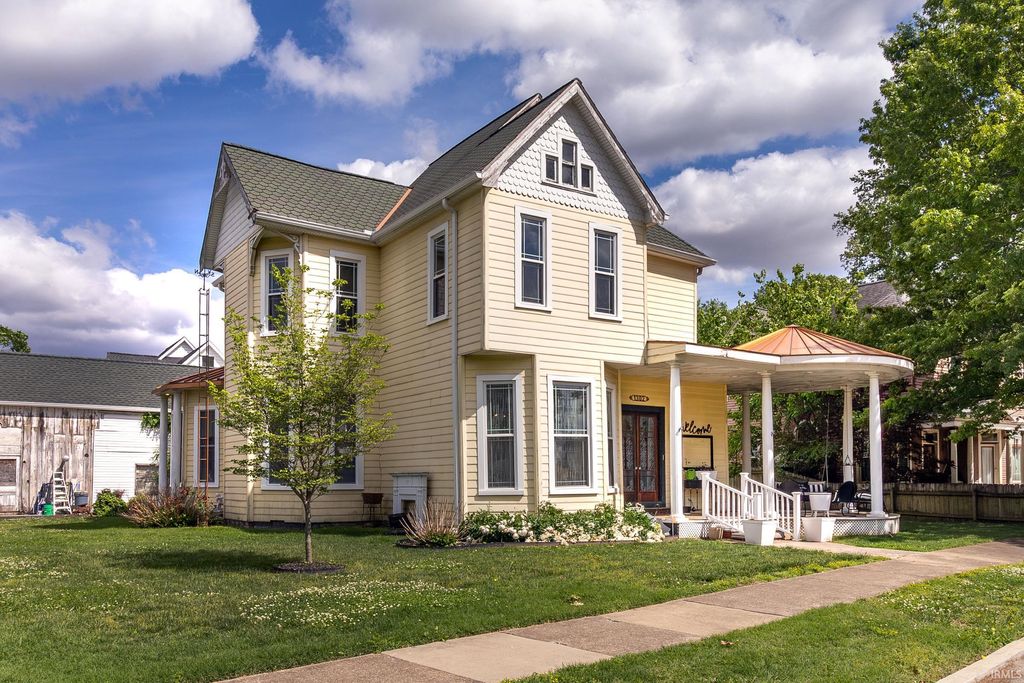 Photo of 1302 SE First Street, Evansville, IN 47713 (MLS # 202616474)
