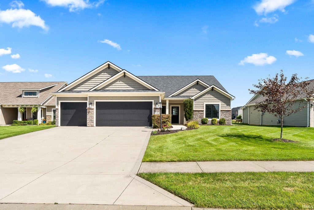 Photo of 13464 Martingale Cove, Grabill, IN 46741 (MLS # 202635663)