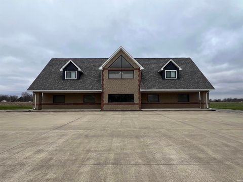 Photo of 3855 S Dixon Road, Kokomo, IN 46902 (MLS # 202610406)