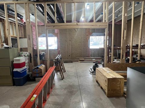 Tiny photo for 3855 S Dixon Road, Kokomo, IN 46902 (MLS # 202610406)