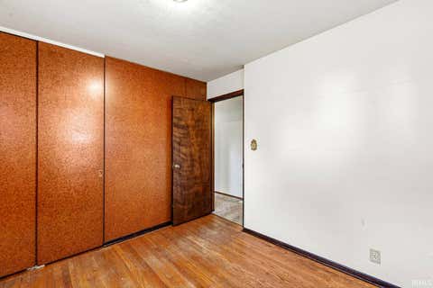 Tiny photo for 2811 Fredrickson Street, South Bend, IN 46628 (MLS # 202623265)