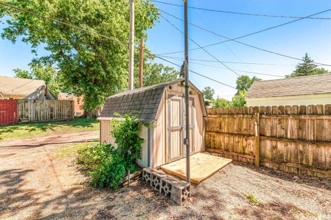 Tiny photo for 2811 Fredrickson Street, South Bend, IN 46628 (MLS # 202623265)