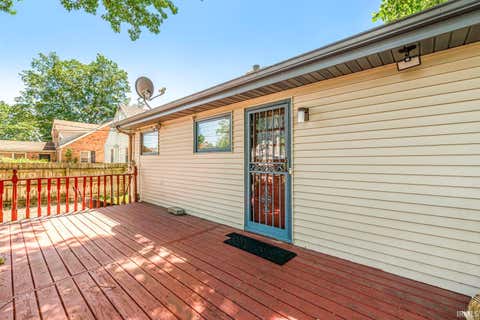 Tiny photo for 2811 Fredrickson Street, South Bend, IN 46628 (MLS # 202623265)