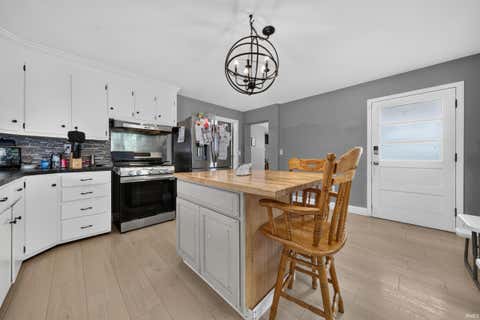 Tiny photo for 519 Northern Avenue, Logansport, IN 46947 (MLS # 202634704)