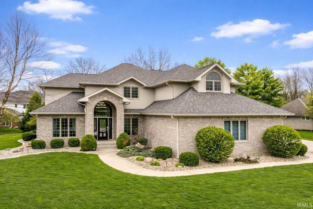 Photo of 5108 W Pineridge Drive, Muncie, IN 47304 (MLS # 202610939)