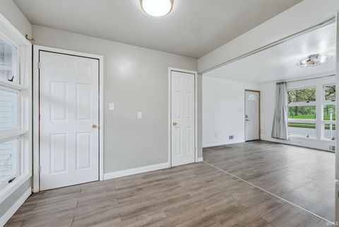 Tiny photo for 2720 McKinnie Avenue, Fort Wayne, IN 46806 (MLS # 202616203)