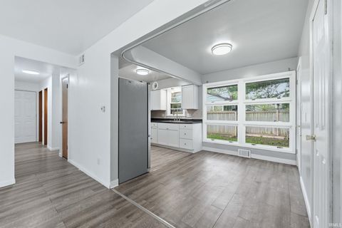 Tiny photo for 2720 McKinnie Avenue, Fort Wayne, IN 46806 (MLS # 202616203)