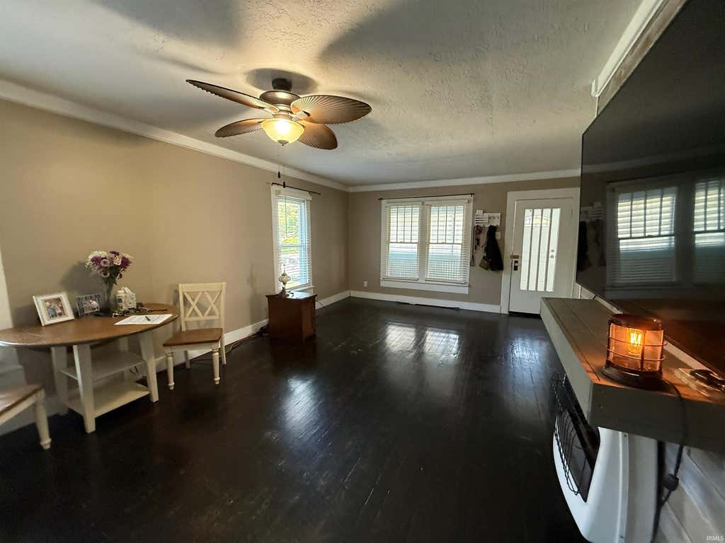 Photo of 1211 E Spruce Street, Petersburg, IN 47567 (MLS # 202621660)