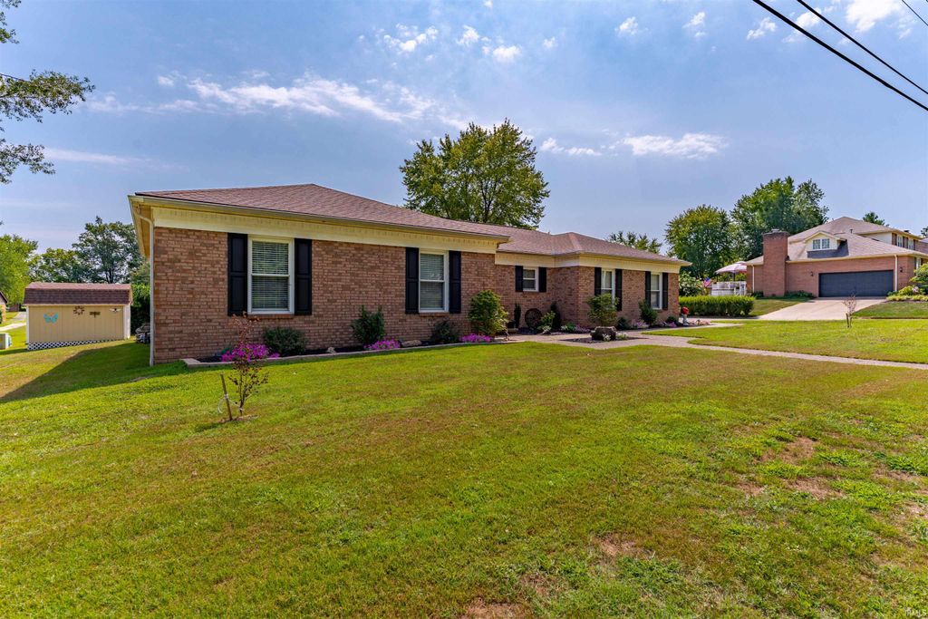 Photo of 4122 Frame Road, Newburgh, IN 47630 (MLS # 202549951)
