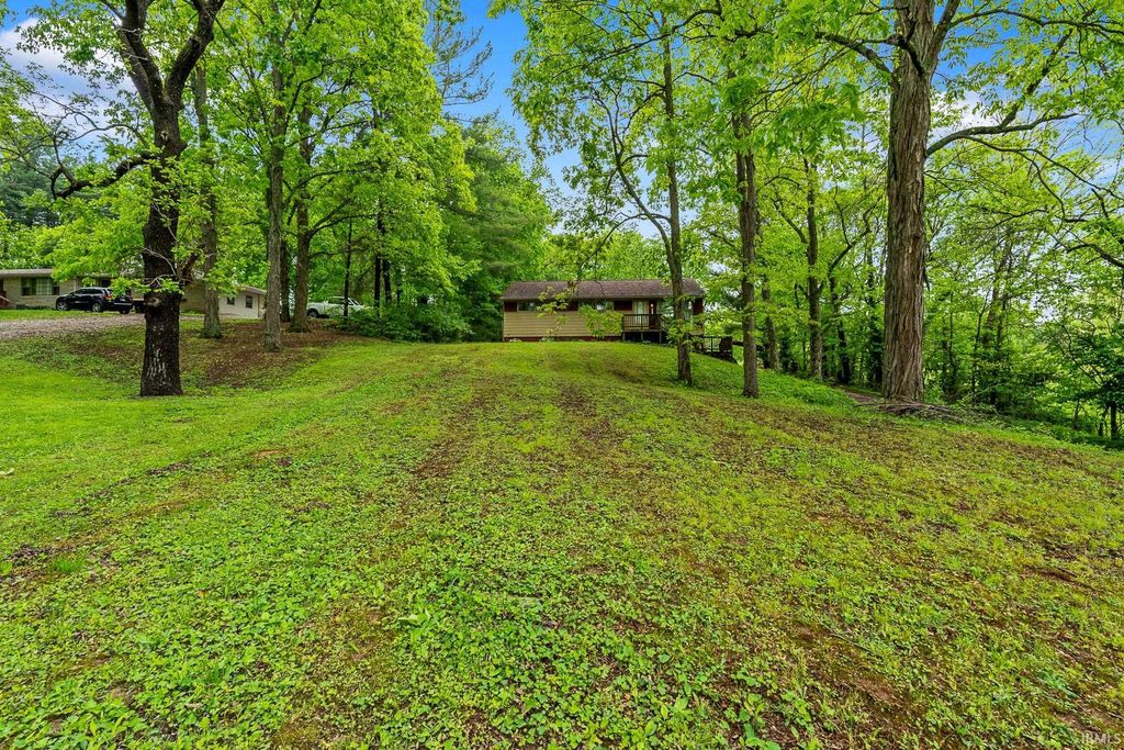 Photo of 221 W Chester Drive, Ellettsville, IN 47429 (MLS # 202615621)