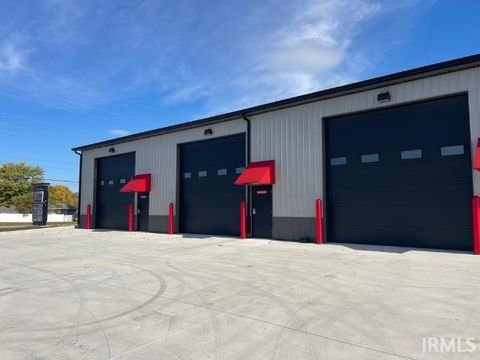 Tiny photo for 525 W Alto Road, Kokomo, IN 46902 (MLS # 202544267)