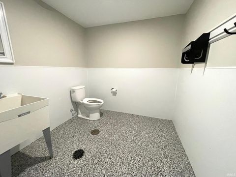 Tiny photo for 525 W Alto Road, Kokomo, IN 46902 (MLS # 202544267)