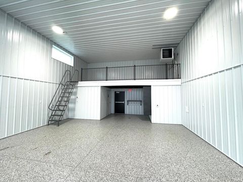 Tiny photo for 525 W Alto Road, Kokomo, IN 46902 (MLS # 202544267)