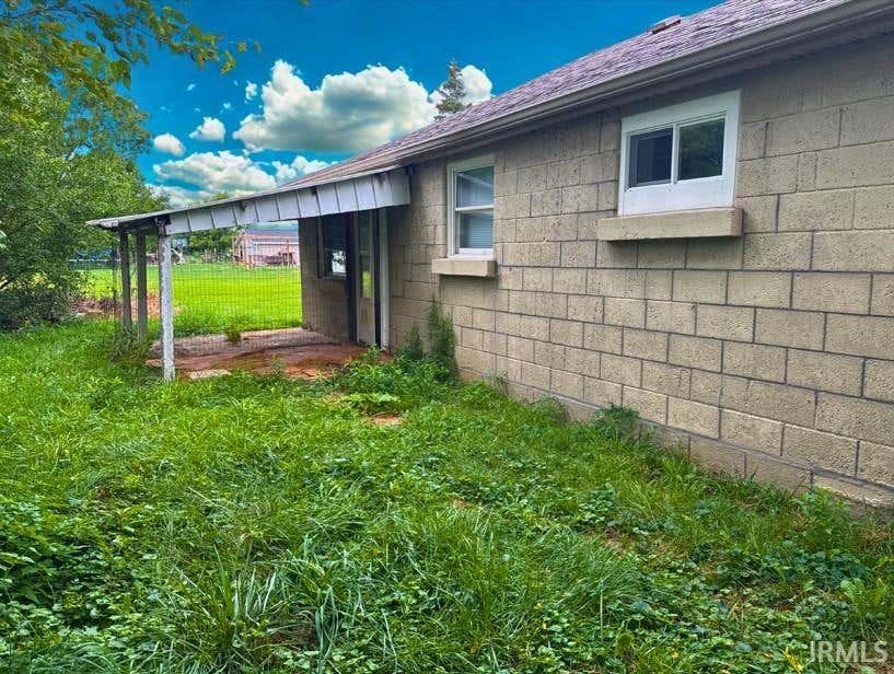 Photo of 15001 W 6Th Street, Daleville, IN 47334 (MLS # 202632678)