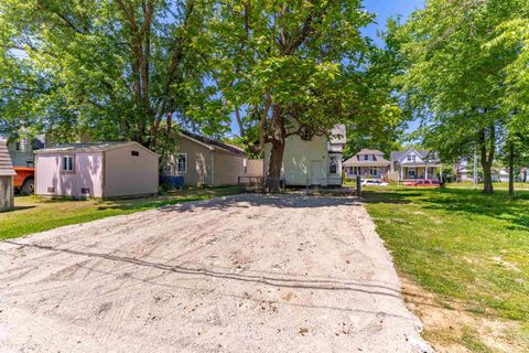 Tiny photo for 315 E Michigan Street, Evansville, IN 47711 (MLS # 202618297)