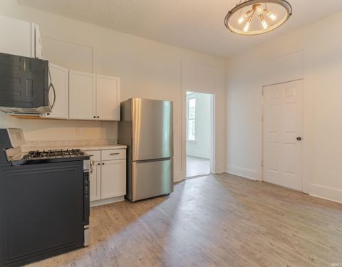 Tiny photo for 315 E Michigan Street, Evansville, IN 47711 (MLS # 202618297)