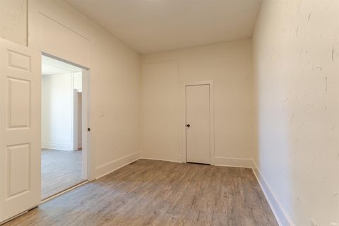 Tiny photo for 315 E Michigan Street, Evansville, IN 47711 (MLS # 202618297)