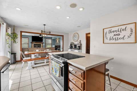 Tiny photo for 6006 W 675 N, Delphi, IN 46923 (MLS # 202630836)