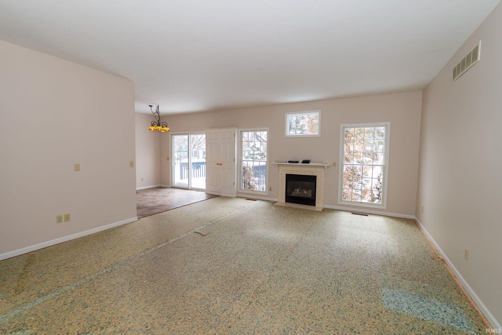 Photo of 806 Copperfield Drive, South Bend, IN 46614 (MLS # 202605888)