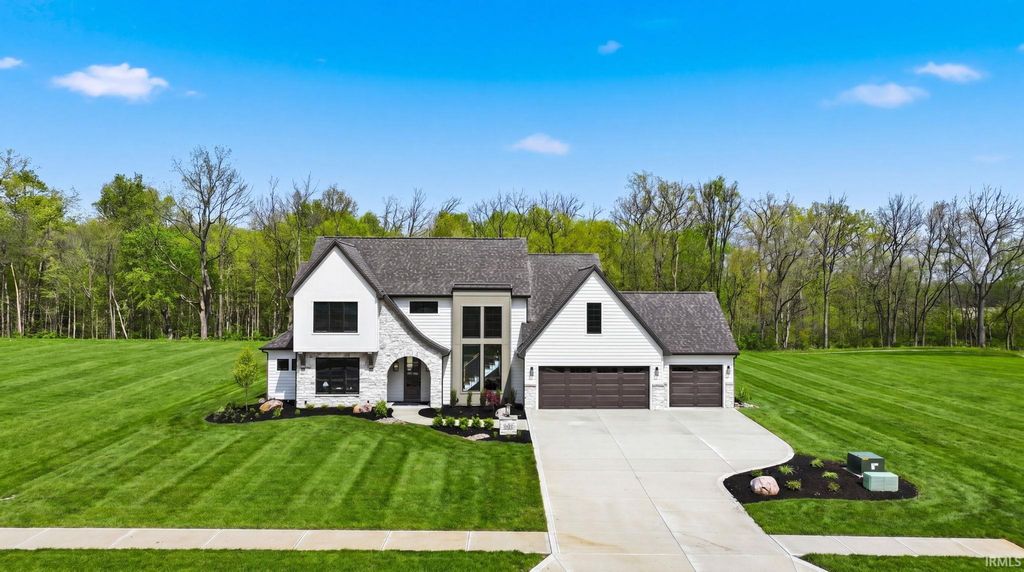 Photo of 4372 Veritas Boulevard, Fort Wayne, IN 46825 (MLS # 202616119)