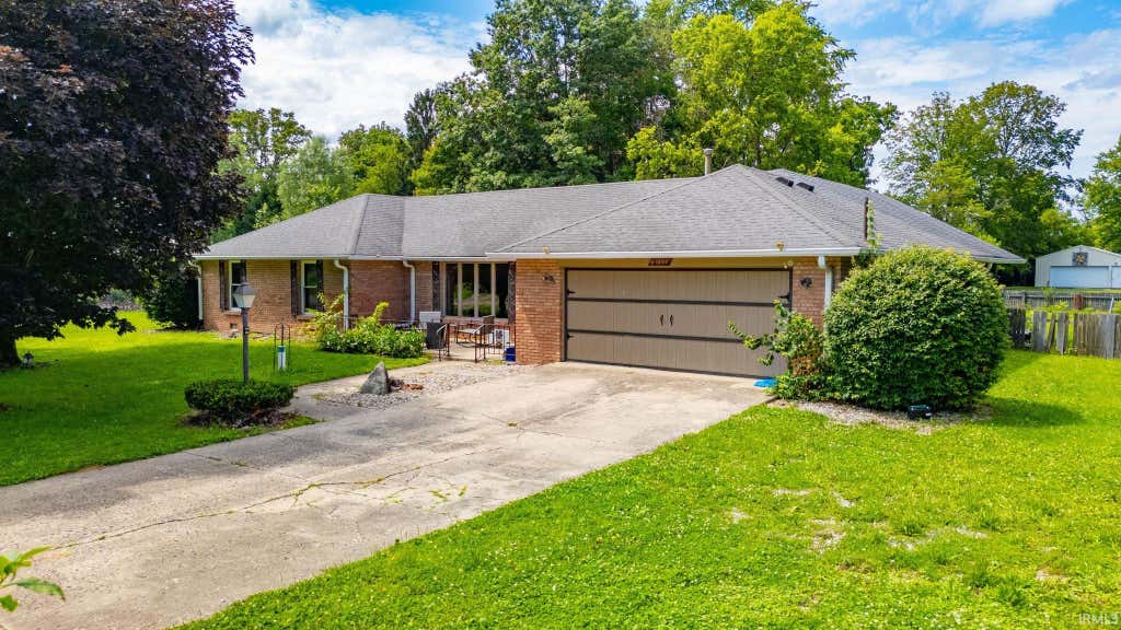 Photo of 12610 W Arrowhead Drive, Daleville, IN 47334 (MLS # 202625247)