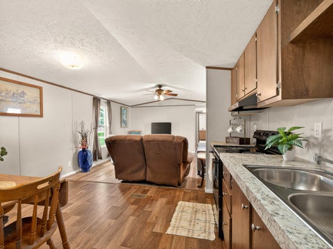 Tiny photo for 11 EMS D21 Lane, Syracuse, IN 46567 (MLS # 202616416)