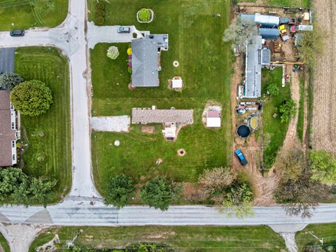 Tiny photo for 11 EMS D21 Lane, Syracuse, IN 46567 (MLS # 202616416)