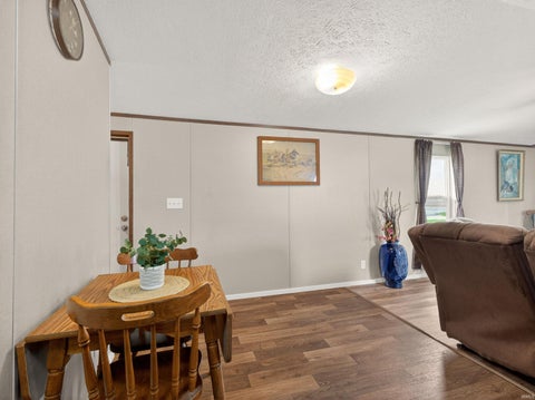 Tiny photo for 11 EMS D21 Lane, Syracuse, IN 46567 (MLS # 202616416)