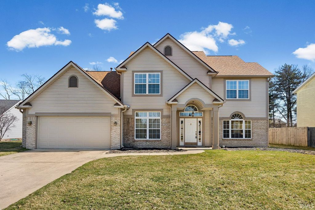Photo of 2029 Longspur Drive, West Lafayette, IN 47906 (MLS # 202549740)