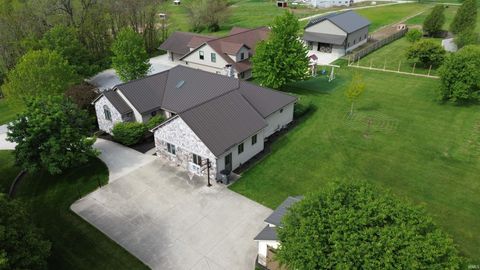 Photo of 57051 County Road 33, Middlebury, IN 46540 (MLS # 202618544)