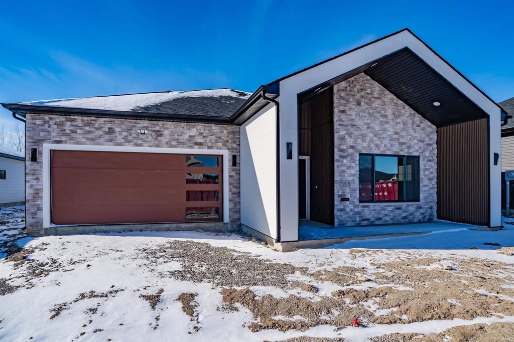 Photo of 7208 Starks Boulevard, Fort Wayne, IN 46816 (MLS # 202603020)