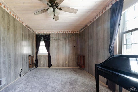 Tiny photo for 5556 E Montpelier Pike, Marion, IN 46953 (MLS # 202641383)