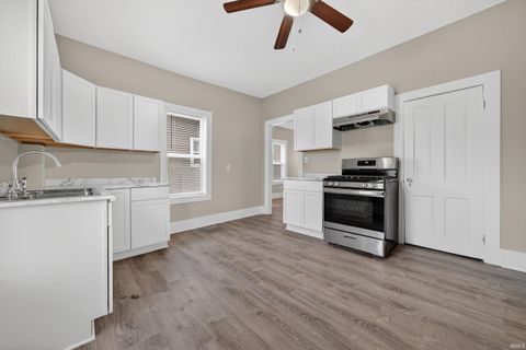 Tiny photo for 2115 Smead Street, Logansport, IN 46947 (MLS # 202548008)