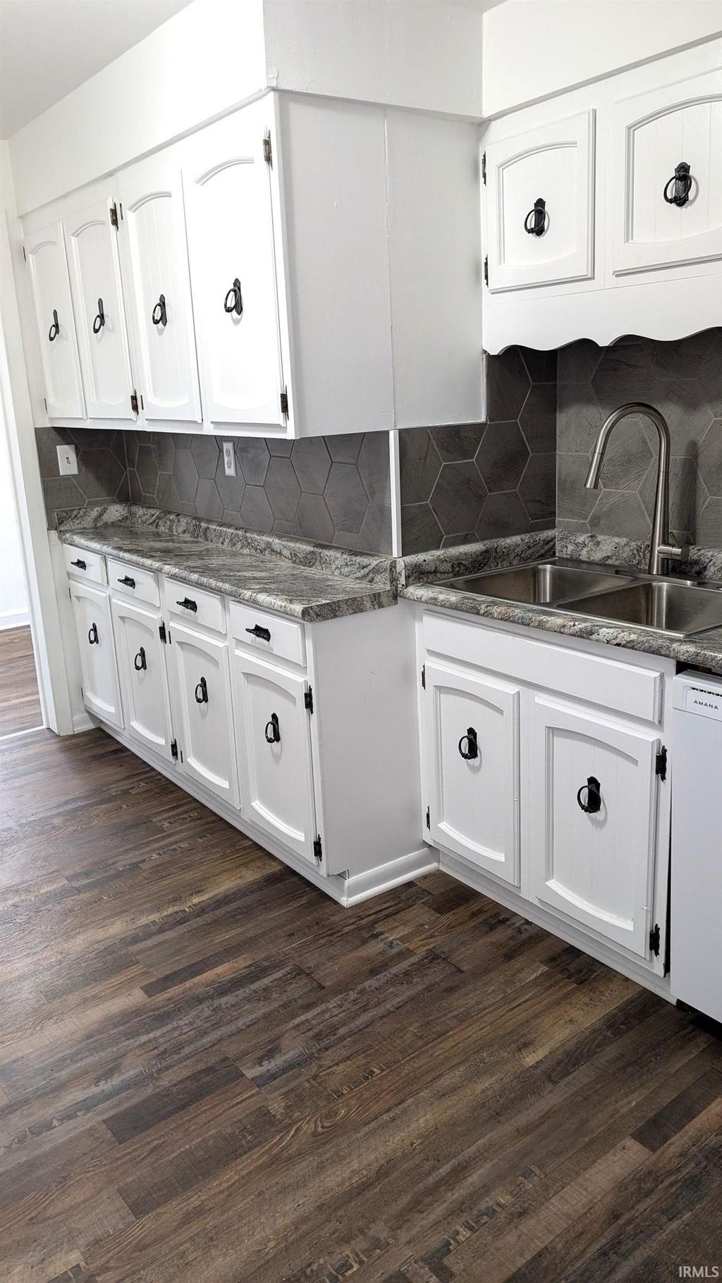 Photo of 416 E Bradford Street, Marion, IN 46952 (MLS # 202606957)