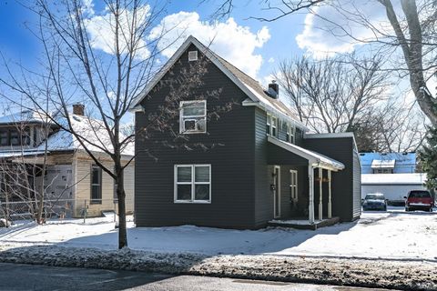 Tiny photo for 1829 Greenbush Street, Lafayette, IN 47904 (MLS # 202549239)