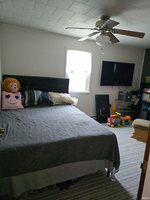 Tiny photo for 2824 W 600 N, Hartford City, IN 47348 (MLS # 202627923)