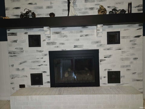 Tiny photo for 2824 W 600 N, Hartford City, IN 47348 (MLS # 202627923)