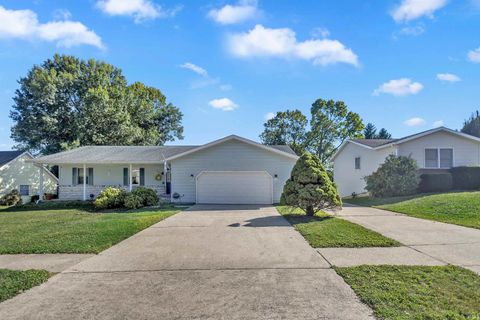Photo of 709 W Hedgewood Drive, Bloomington, IN 47403 (MLS # 202536817)