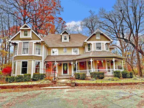 101 Hendron Hills Drive, Vincennes, IN 47591 - #: 202445310
