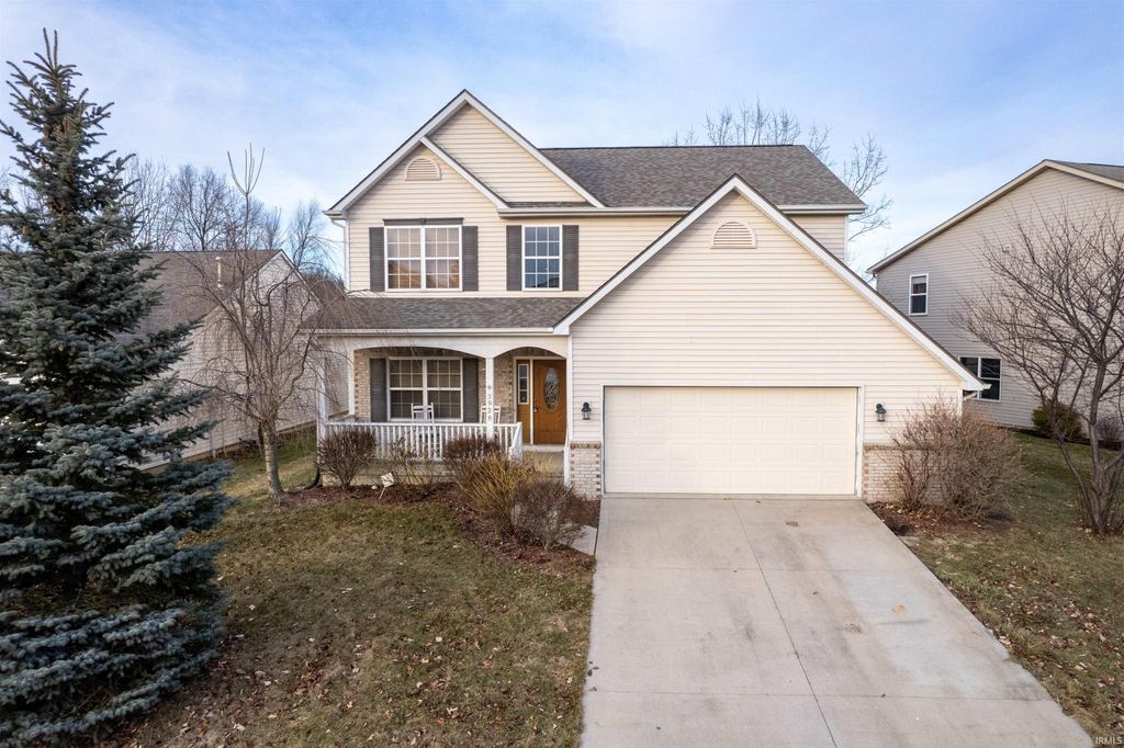 Photo of 3926 Ravens Cove Run, Fort Wayne, IN 46818 (MLS # 202602055)