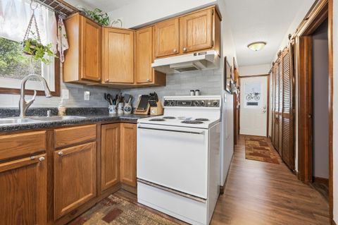 Tiny photo for 504 Carlin Drive, Angola, IN 46703 (MLS # 202618602)