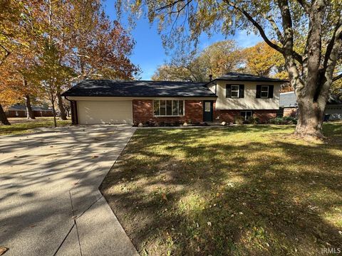 Photo of 4401 N Redding Road, Muncie, IN 47304 (MLS # 202545214)