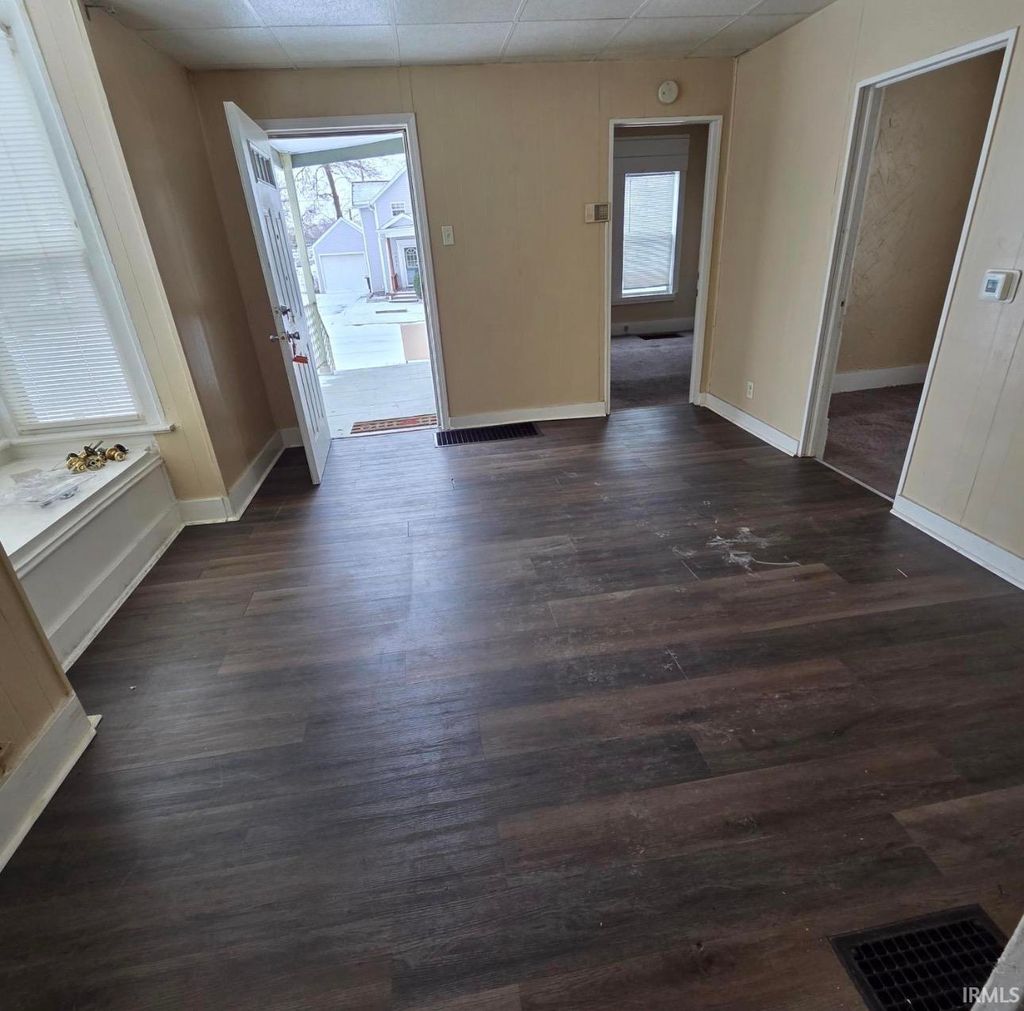 Photo of 1336 Wabash Avenue, Fort Wayne, IN 46803 (MLS # 202600422)