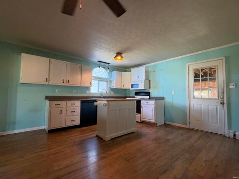 Tiny photo for 314 S Main Street, Amboy, IN 46911 (MLS # 202641238)