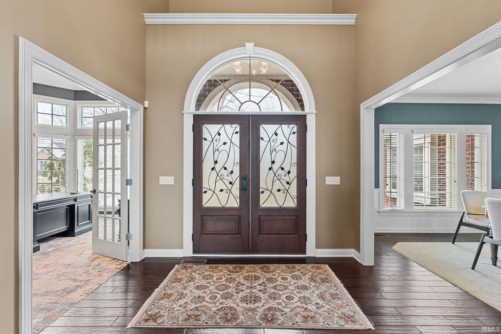 Photo of 14609 Egrets Court, Fort Wayne, IN 46814 (MLS # 202607758)