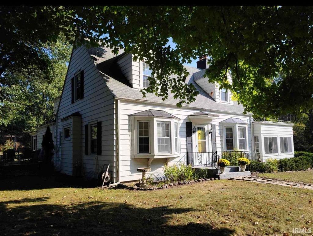 Photo of 936 Academy Road, Culver, IN 46511 (MLS # 202602667)