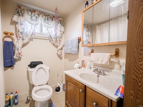 Tiny photo for 1100 E Taylor Street, Attica, IN 47918 (MLS # 202643636)